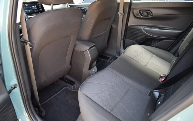 Hyundai Bayon cena 79900 przebieg: 8100, rok produkcji 2022 z Brzeszcze małe 407